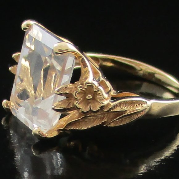 14K Yellow Gold White Quartz Ring - Size 5 - Picture 2 of 13